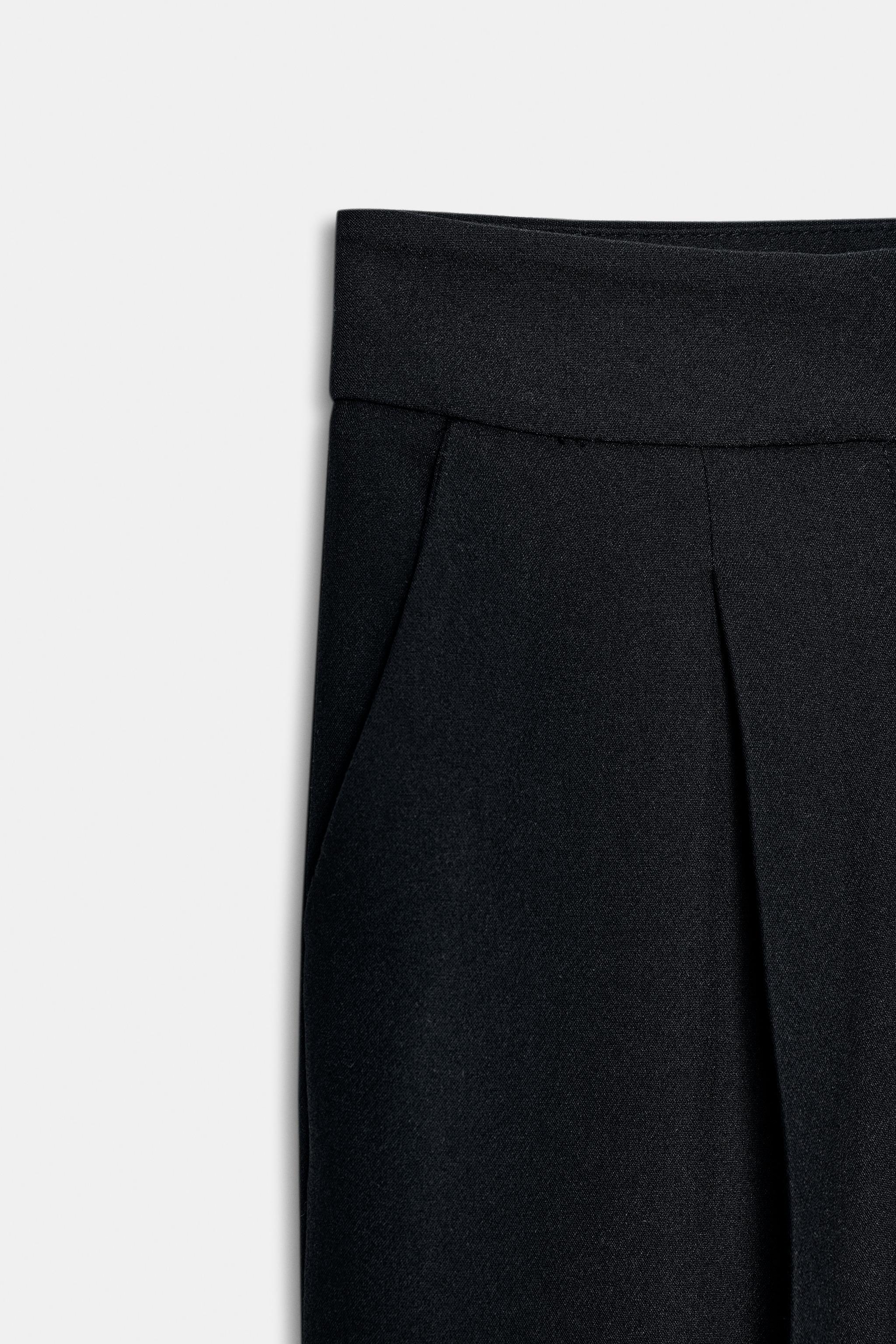 PLEATED CUFFED HEM PANTS
